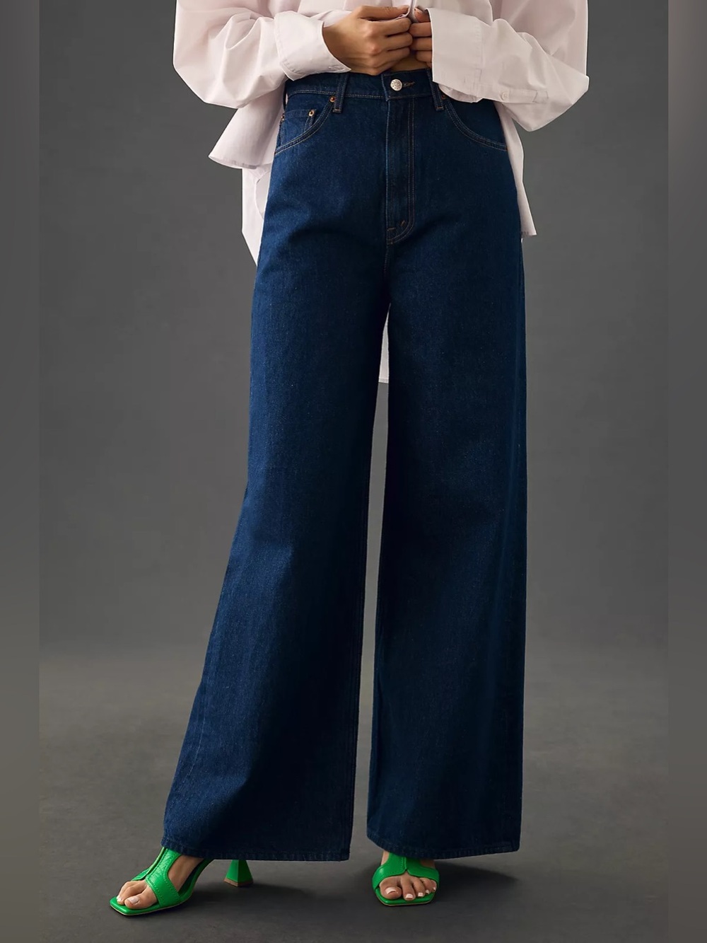 Mother SNACKS The Funnel Sneak 70s Retro Wide Leg High-Rise Dark Blue Jeans 32